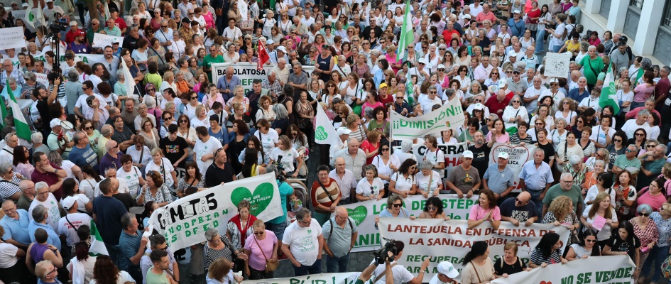 OSUNA ACOGE DE NUEVO UNA GRAN MANIFESTACIÓN DE LA SIERRA SUR EN DEFENSA DE LA SANIDAD PÚBLICA (2)