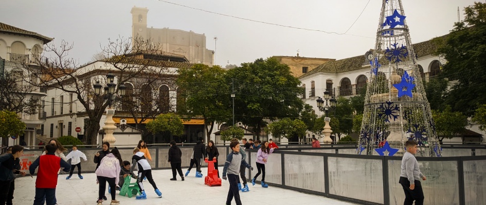OSUNA CONTARA CON UNA PISTA DE HIELO ECOLOGICA PARA LA NAVIDAD 2025 2026
